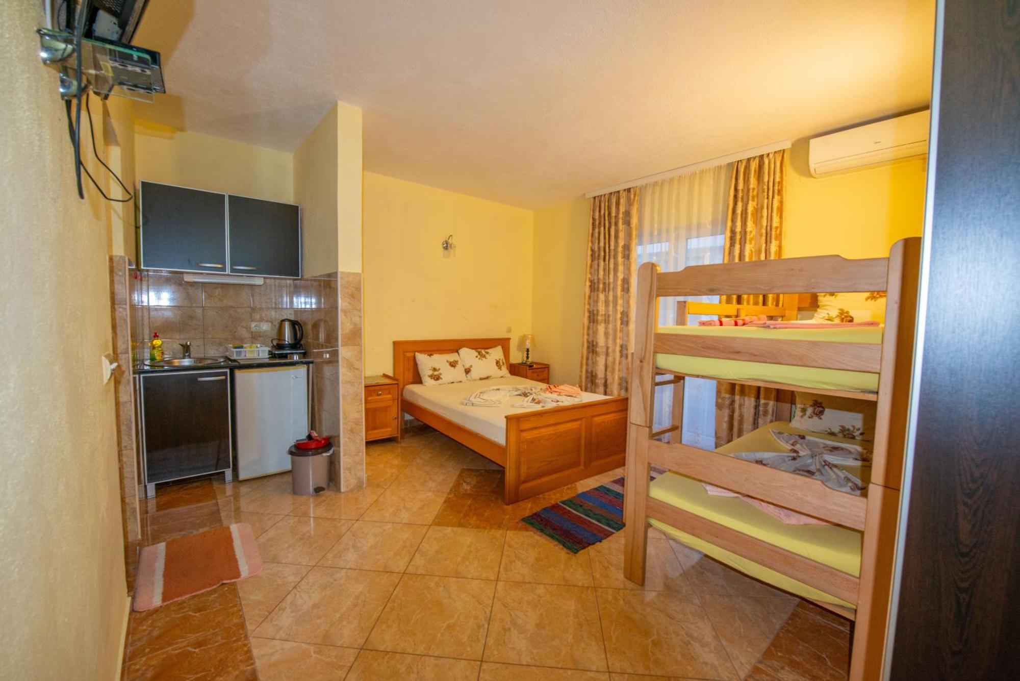 Apartments And Bungalow Casa Palma Ulcinj Exterior foto