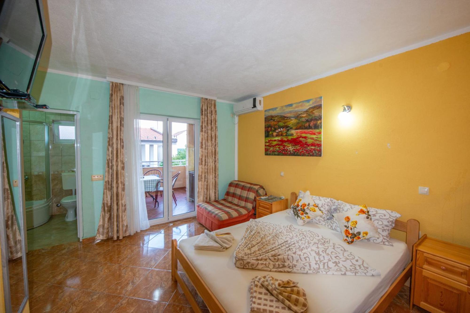 Apartments And Bungalow Casa Palma Ulcinj Quarto foto